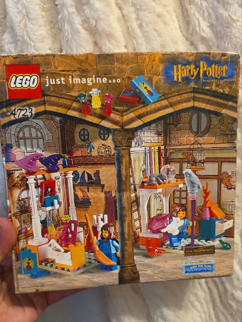 LEGO Harry Potter Diagon Alley Shops - Red, Blue, White, Pink, Orange, Green